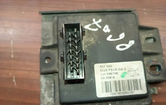 Peugeot 607 Other control units/modules 657033