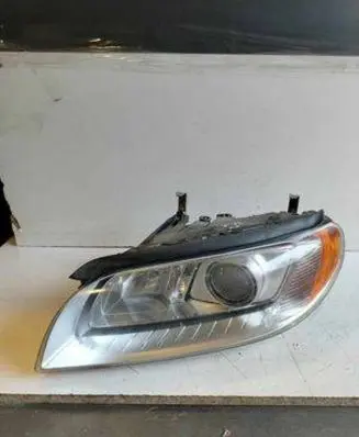 Volvo V70 Headlight/headlamp 31214347 6333100001