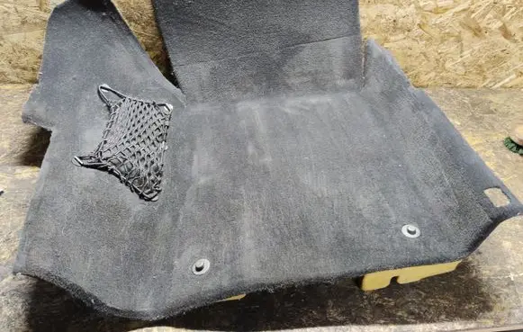 Mercedes-Benz E AMG W211 Front floor carpet liner 21168040 A2116800240