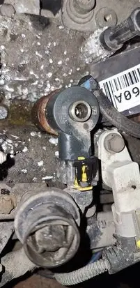 Opel Astra H Fuel injector 0445110183