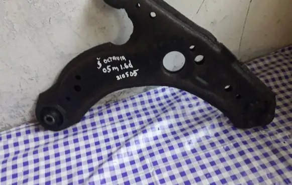 Skoda Octavia Mk1 (1U) Front lower control arm/wishbone