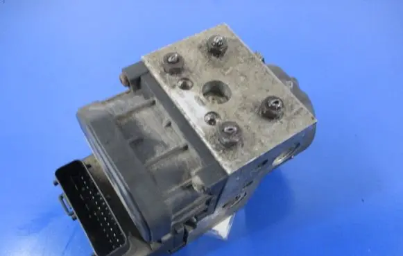 Volvo S40, V40 ABS Pump