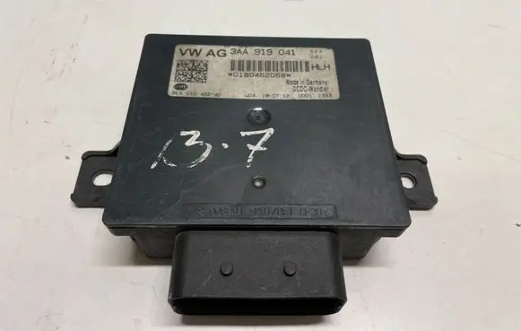Volkswagen Touran II Other control units/modules 3AA919041