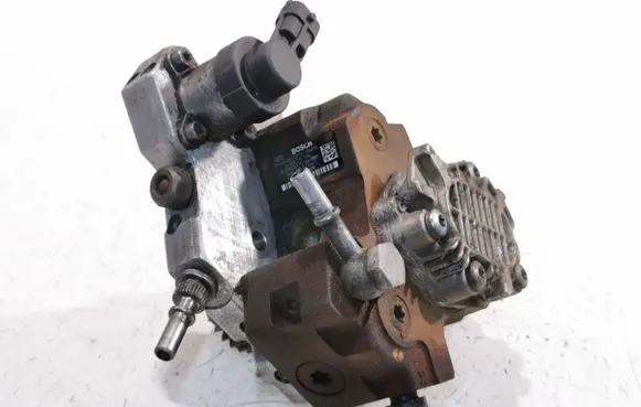 Renault Trafic II (X83) Fuel injection high pressure pump 8200680077 0445010099 8200385478
