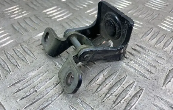 Seat Arona Tailgate/trunk/boot hinge