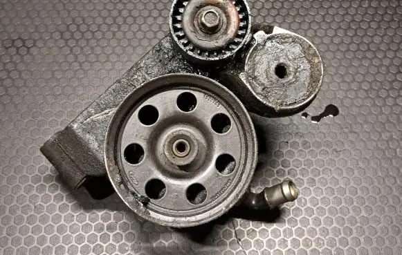 Ford Focus Power steering pump