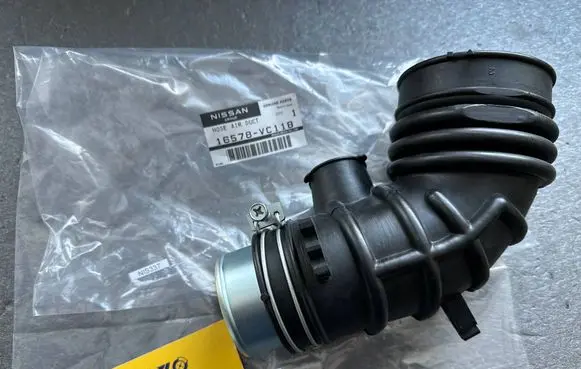 Nissan Patrol Y61 Air intake hose/pipe 16578VC103 16578VC11B