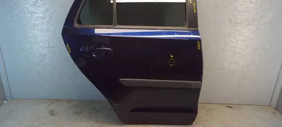 Toyota Urban Cruiser (XP110) Rear door 