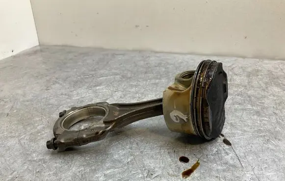 BMW 7 F01 F02 F03 F04 Connecting rod/conrod 7646892