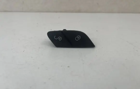 Mercedes-Benz R W251 Central locking switch button A2518200910 03078050