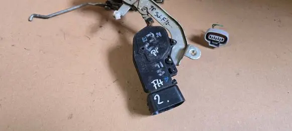 Suzuki Ignis Front door lock 8220180G20 8220180G10