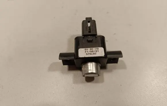 Jaguar XF X250 Hand parking brake switch 207025