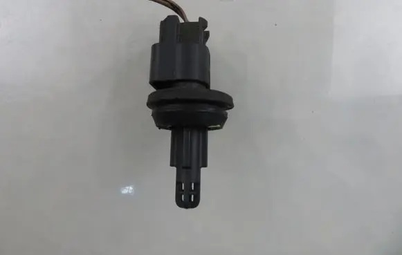 Opel Meriva A Mass air flow meter 90470089