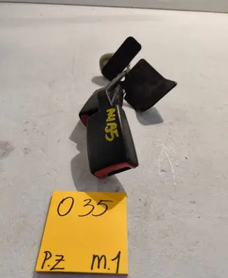 Audi A4 S4 B5 8D Rear seatbelt buckle 8D0857739C