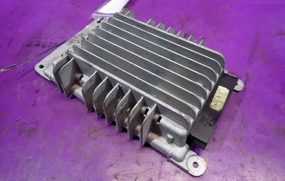 Audi A3 S3 8P Sound amplifier 