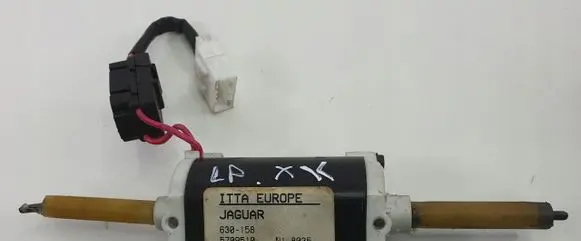 Jaguar XK8 - XKR Seat adjustment motor 6301585709510