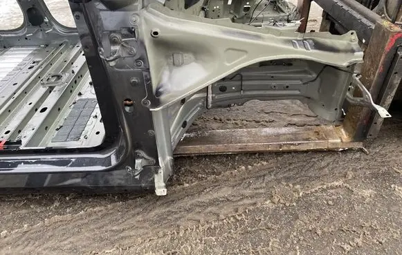 Tesla Model Y Front quarter panel 