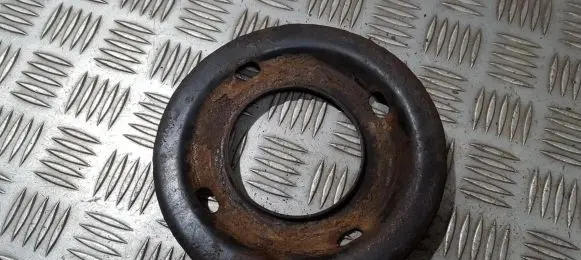 Ford Mondeo MK I Coil spring mount 93bb5a318aa 93bb-5a318-aa