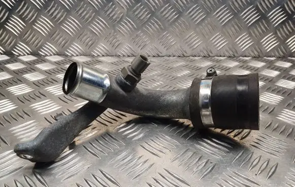 Toyota Urban Cruiser (XP110) Intercooler hose/pipe 8942460010