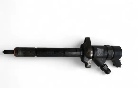 BMW 3 E90 E91 Fuel injector 0445110289