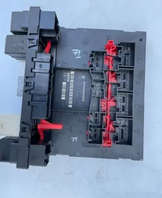 Audi A3 S3 8P Comfort/convenience module 8P0907279F