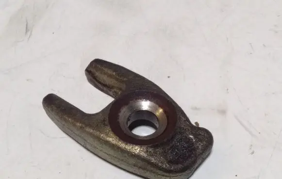 Nissan Qashqai+2 Fuel Injector clamp holder