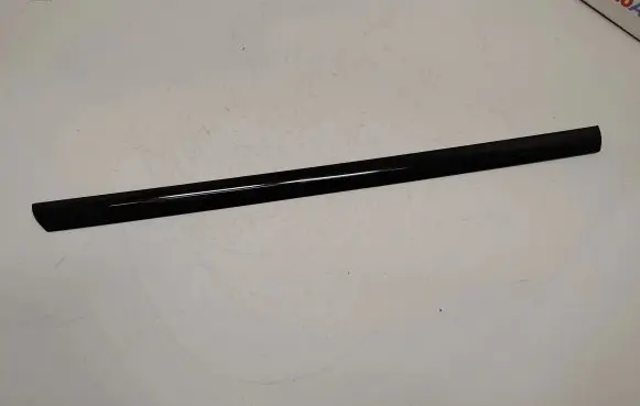 BMW X5 E53 Rear side glass trim 51368257936