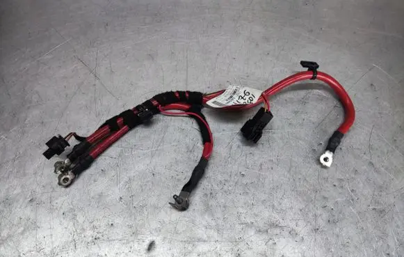 Mercedes-Benz A W176 Positive cable (battery) A2465406607