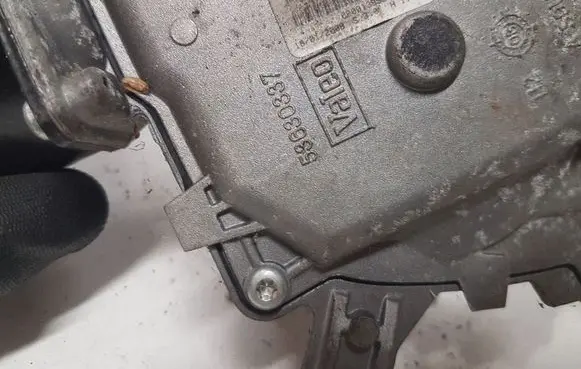 Citroen C4 I Picasso Wiper motor B58LHD14313