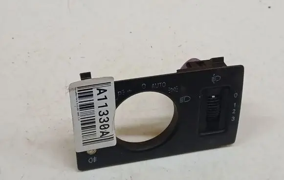 Mercedes-Benz B W245 Headlight level height control switch