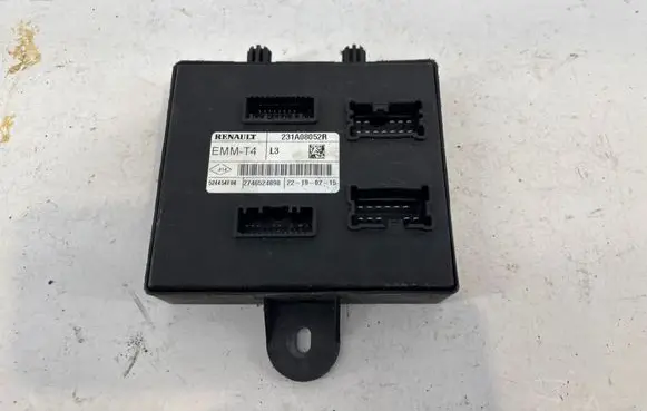 Opel Vivaro Engine control unit/module ECU 231A08052R 2746524898 524454F04