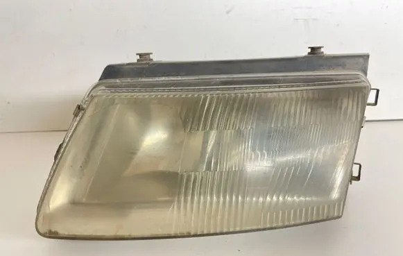 Volkswagen PASSAT B5 Headlight/headlamp