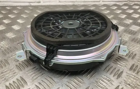 Lexus GS 250 350 300H 450H Parcel shelf speaker 8616030E50