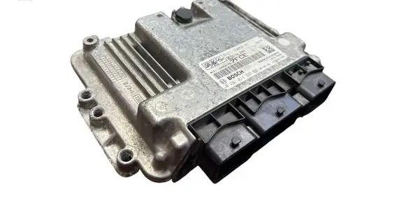 Ford Fiesta Engine control unit/module 8V2112A650PE 1039S31690 14150028