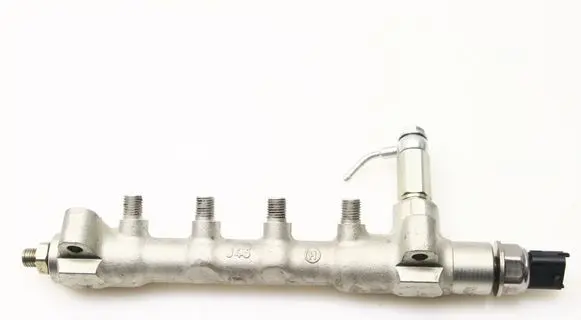 Opel Astra J Fuel main line pipe A5090