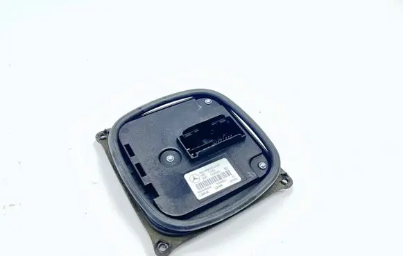 Mercedes-Benz C W204 LED ballast control module A2189000002 532469848 1203021