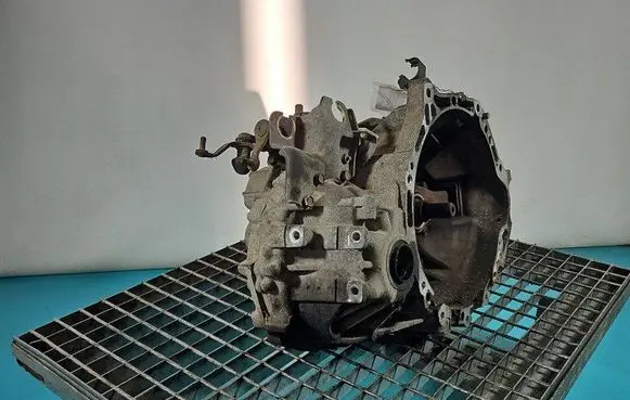 Toyota Yaris Manual 5 speed gearbox 311150D030 IMPRK1382569