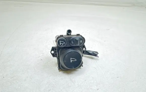 Honda Civic Wing mirror switch SMGE110 NH167L1286T
