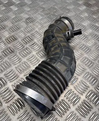 Nissan X-Trail T32 Turbo air intake inlet pipe/hose 