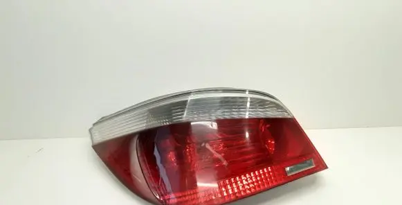 BMW 5 E60 E61 Rear/tail lights 6923305