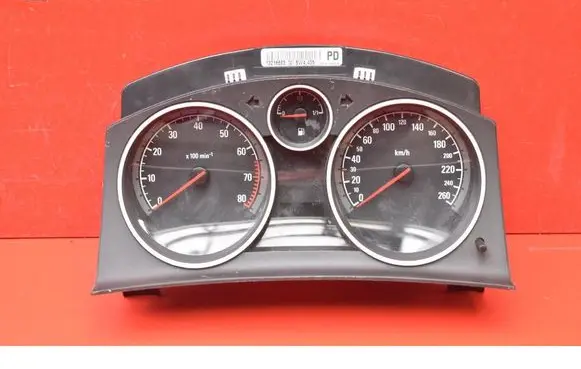 Speedometer (instrument cluster)