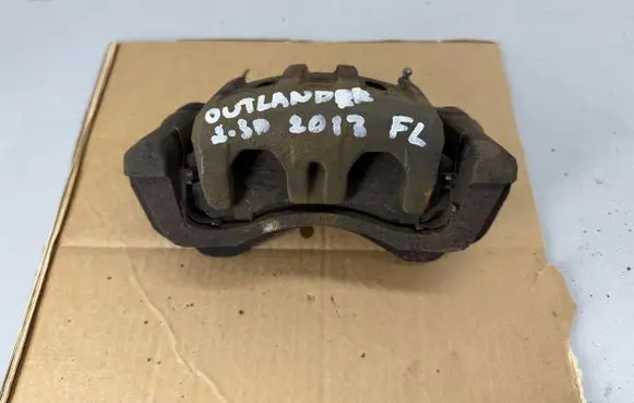 Mitsubishi Outlander Front brake caliper