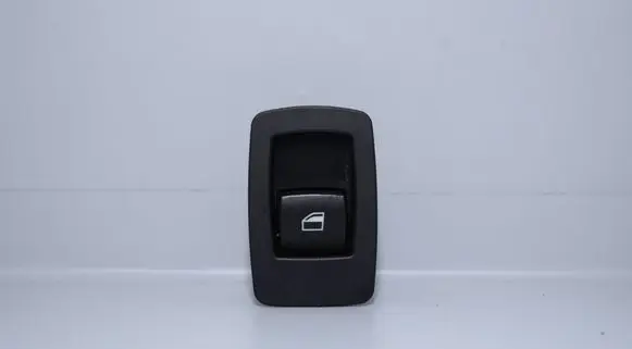 BMW 1 E81 E87 Electric window control switch 6945874