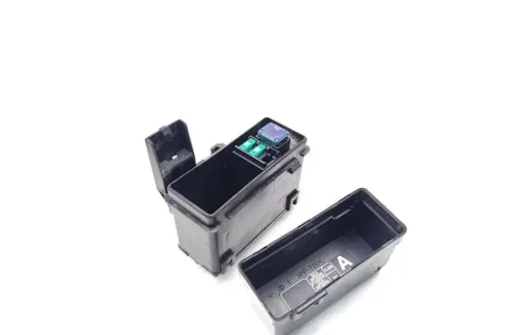 Infiniti Q50 Fuse box set