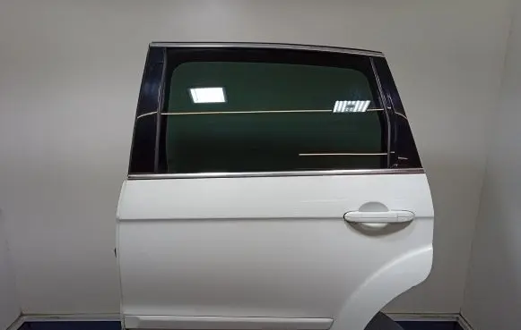 Ford S-MAX Rear door
