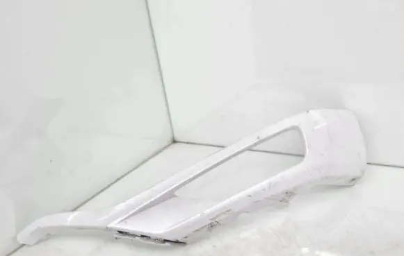 Volvo XC90 Front bumper splitter molding 31383800