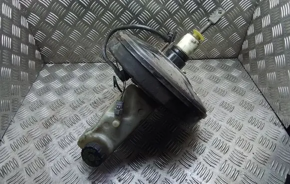 Renault Megane II Brake booster 8200453735 8200453735C