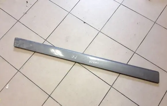 Skoda Superb B6 (3T) Front door trim (molding) NOCODE