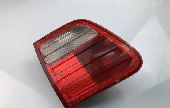 Mercedes-Benz E W210 Tailgate rear/tail lights A2108202364