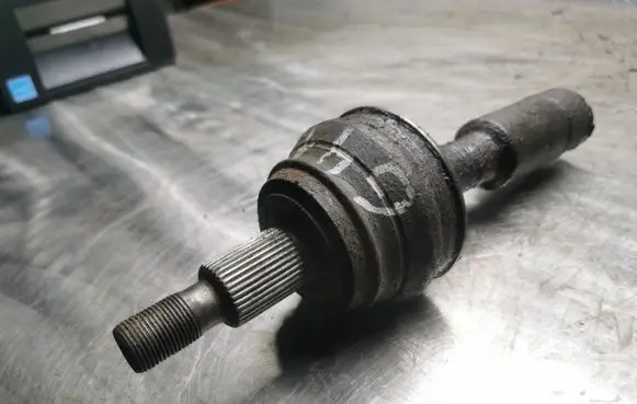 Volkswagen Golf IV Driveshaft outer CV joint 